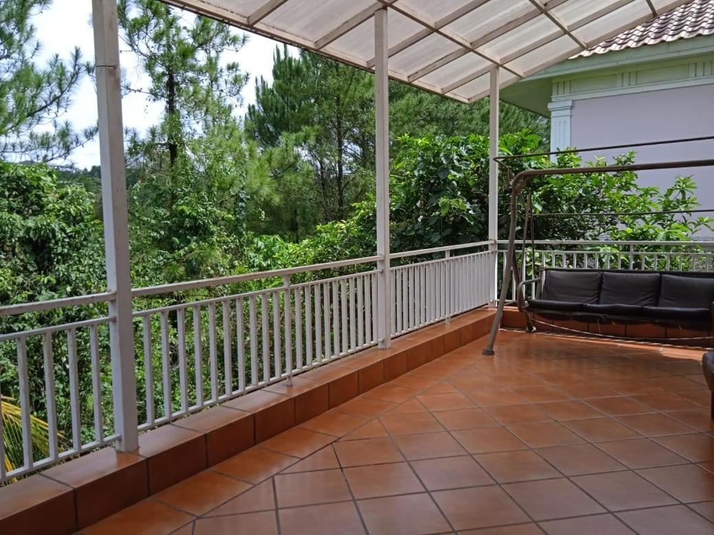 Villa Gathering Yuni Syahla Citaringgul Exterior photo